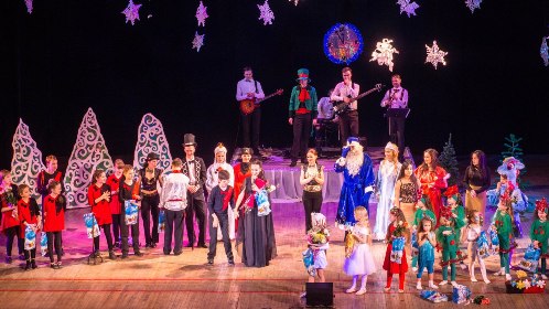 Бродвей до мюзикла доведет