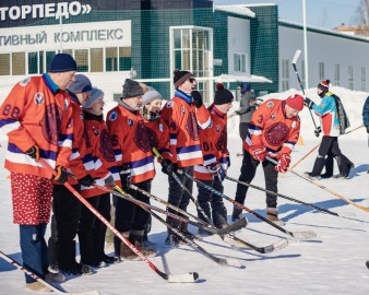 Итоги корпоративного Кубка Главы Ижевска по хоккею на валенках