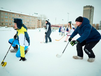 Итоги: хоккей на валенках с Кузей