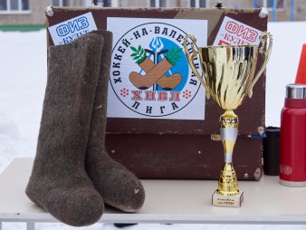 Итоги: хоккей на валенках с Кузей