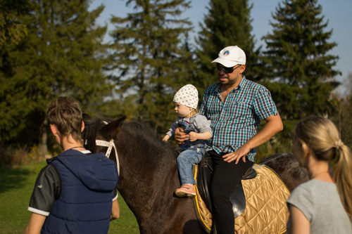 Конном клубе Светлое